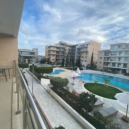 Elysia Park Rose 3 Bedroom Daire *